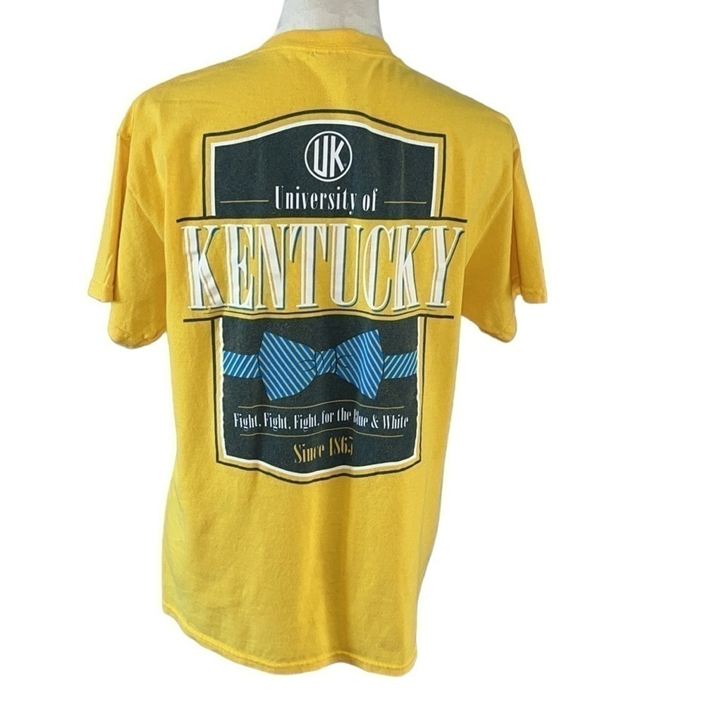 University of Kentucky women’s yellow fight song tshirt Size medium